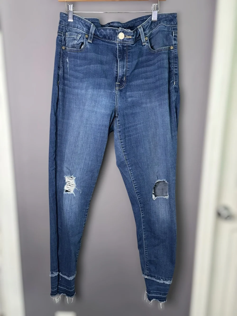 Lane Bryant Distressed Skinny Jeans Raw Fringe Hem 18R